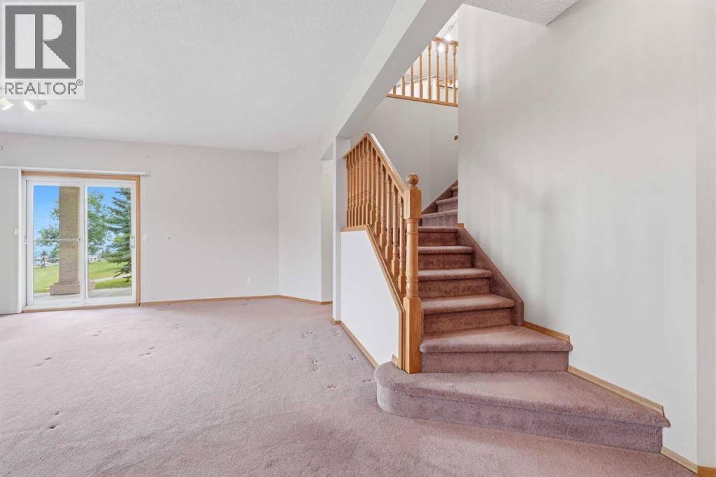 2 Eagleview Way, Cochrane, Alberta  T4C 1P5 - Photo 36 - A2328457