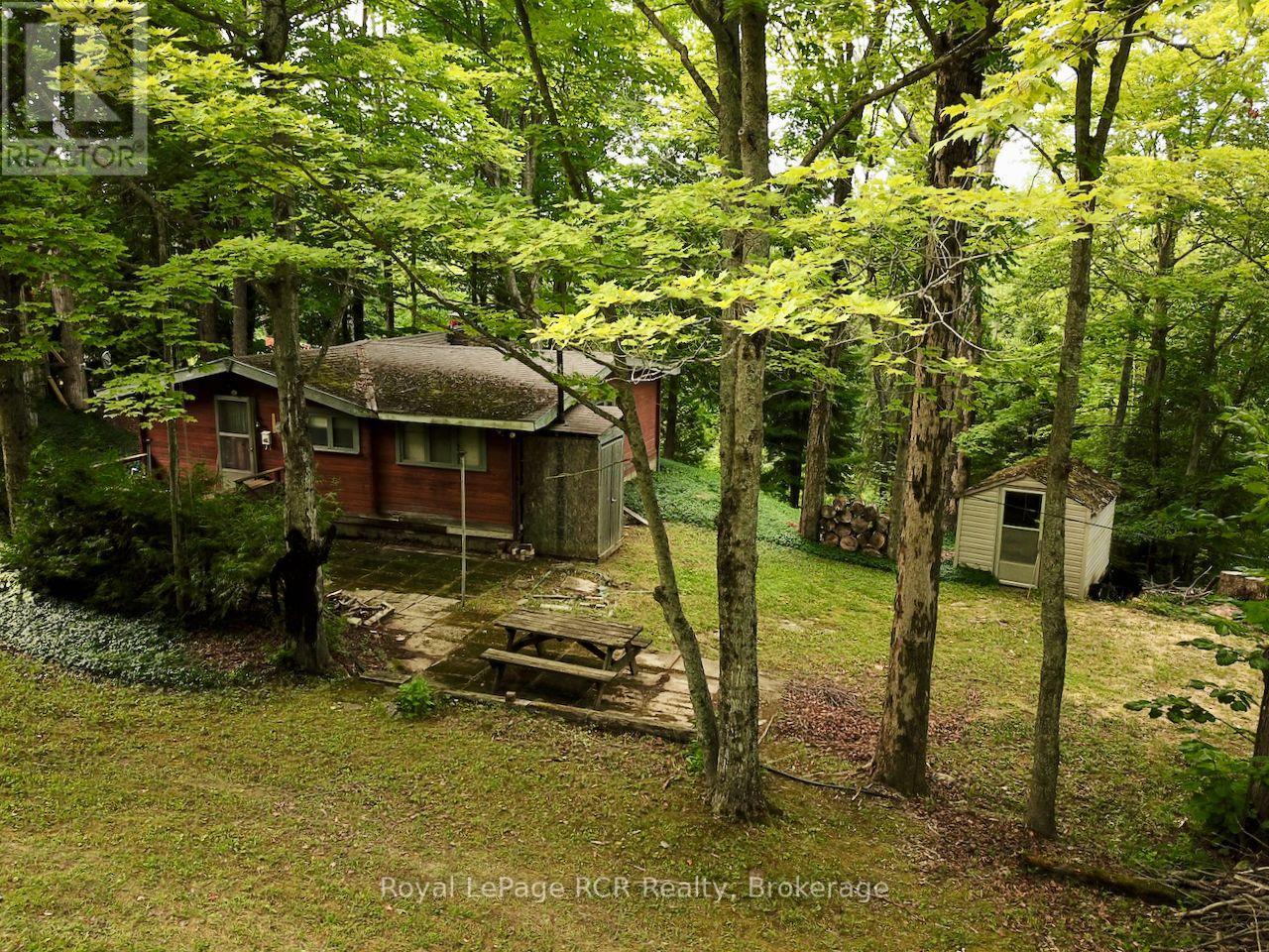 8 MARINO LANE, South Bruce Peninsula, Ontario