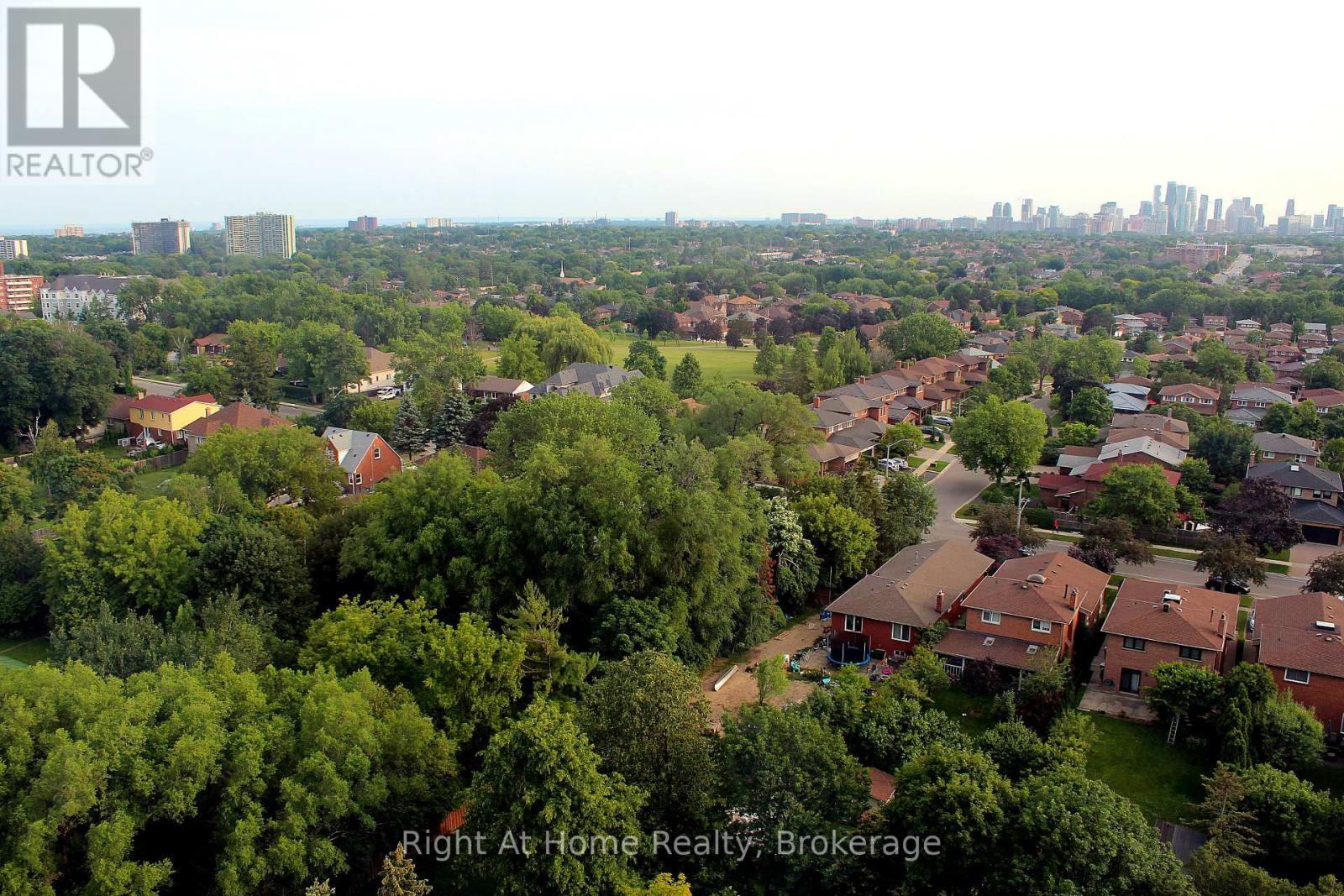 1509 - 1360 Rathburn Road E, Mississauga (Rathwood), Ontario  L4W 4H4 - Photo 11 - W13614884