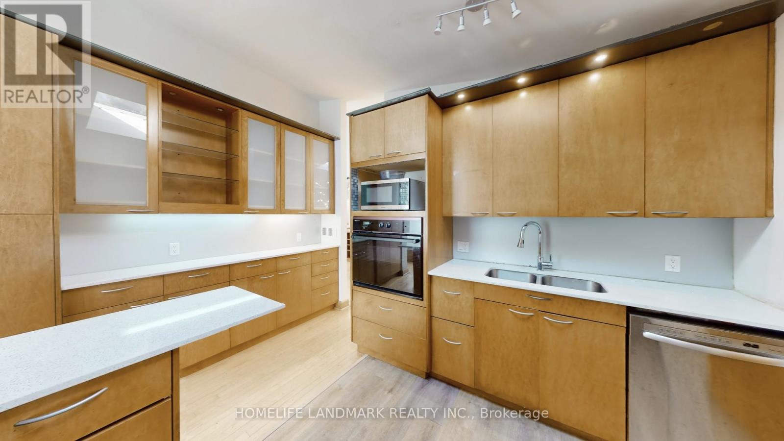 1 Malabar Place, Toronto, Ontario  M3B 1A4 - Photo 14 - C13614822