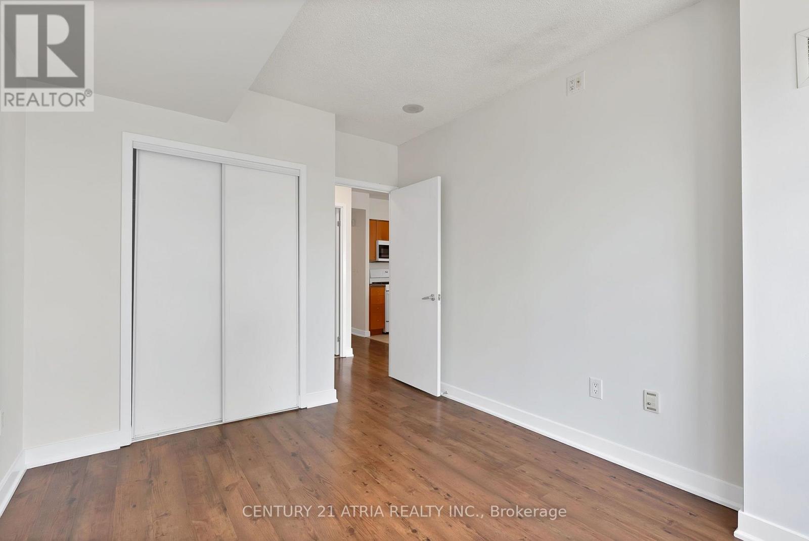 2702 - 35 Mariner Terrace, Toronto (Waterfront Communities), Ontario  M5V 3V9 - Photo 12 - C13614872
