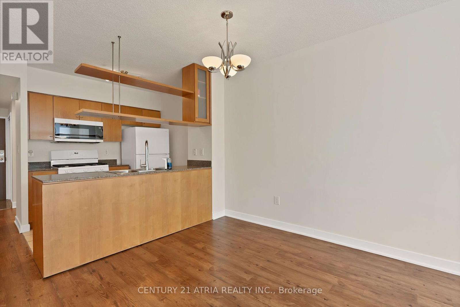 2702 - 35 Mariner Terrace, Toronto (Waterfront Communities), Ontario  M5V 3V9 - Photo 21 - C13614872