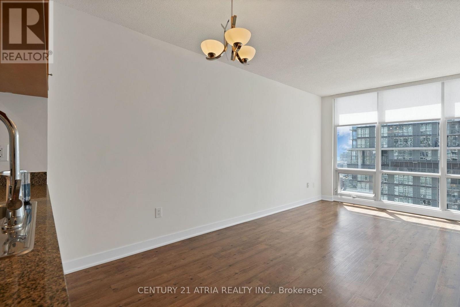 2702 - 35 Mariner Terrace, Toronto (Waterfront Communities), Ontario  M5V 3V9 - Photo 23 - C13614872