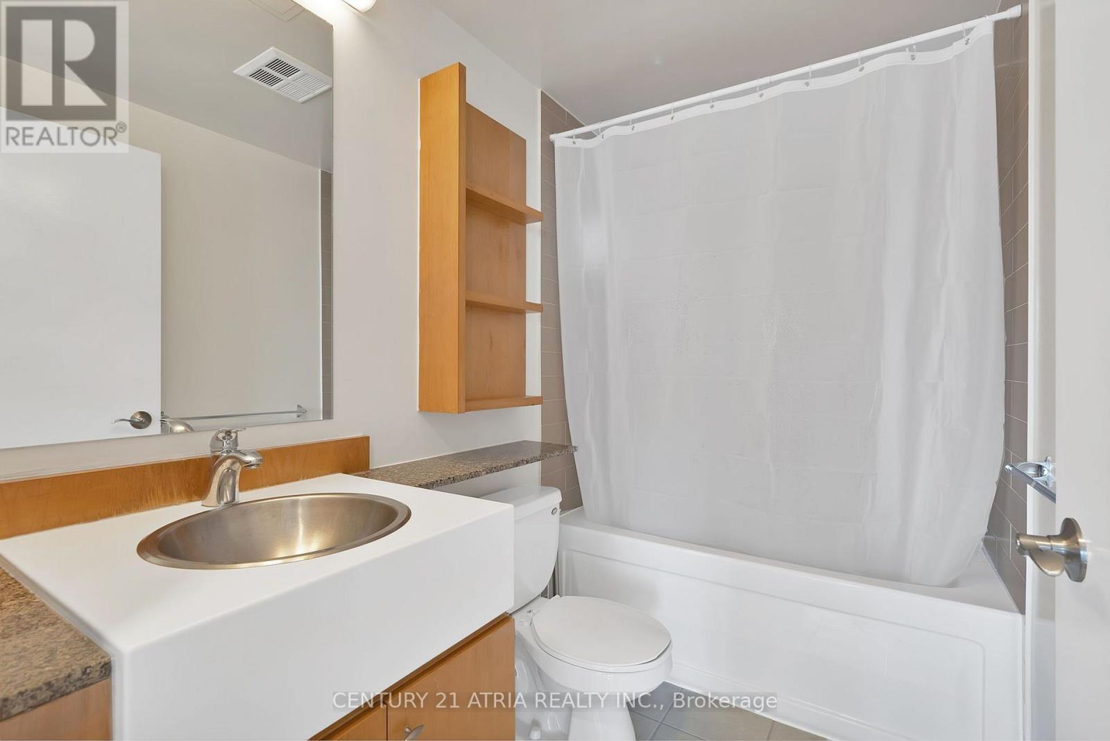 2702 - 35 Mariner Terrace, Toronto (Waterfront Communities), Ontario  M5V 3V9 - Photo 4 - C13614872