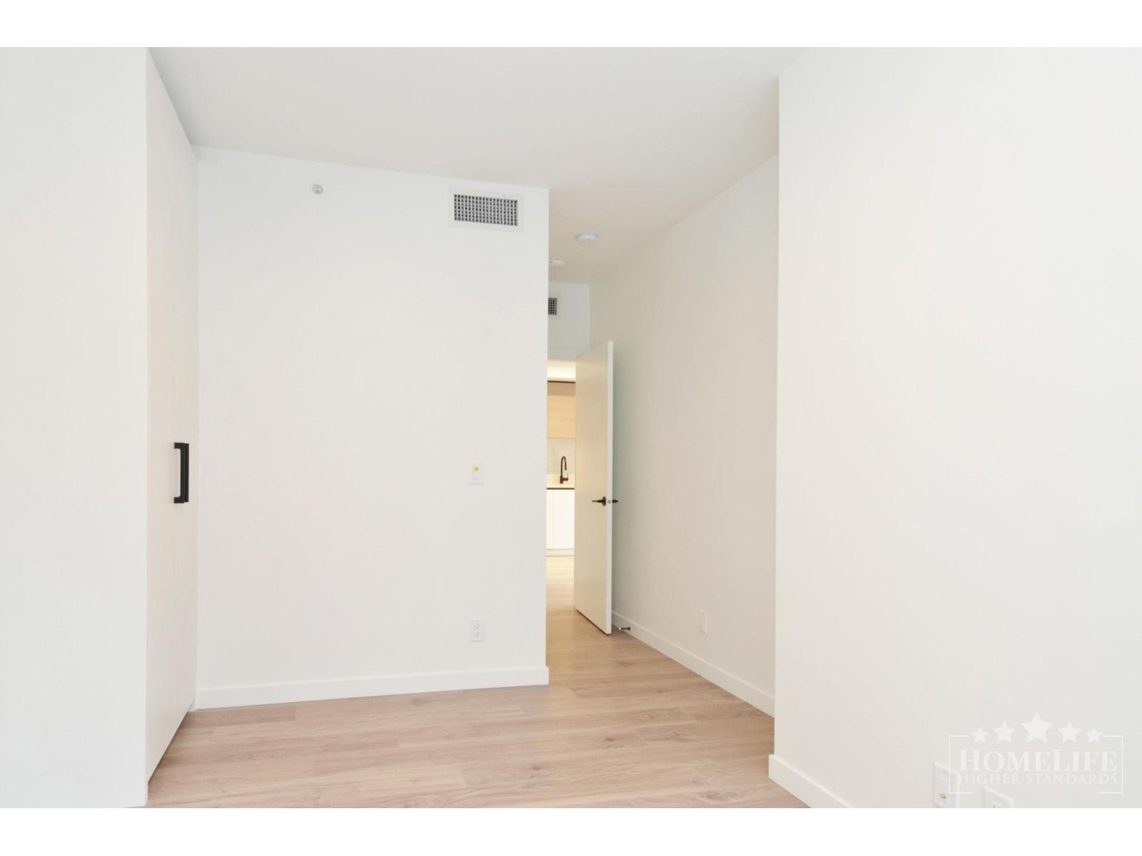 303 10448 University Drive, Surrey, British Columbia  V3T 0S7 - Photo 11 - R3150763