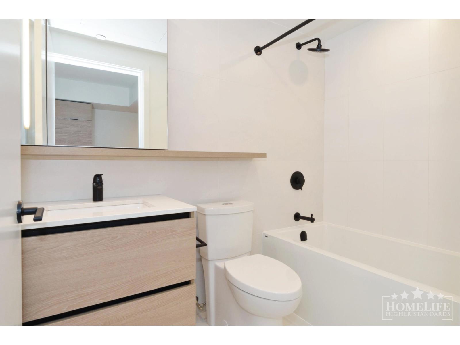 303 10448 University Drive, Surrey, British Columbia  V3T 0S7 - Photo 12 - R3150763