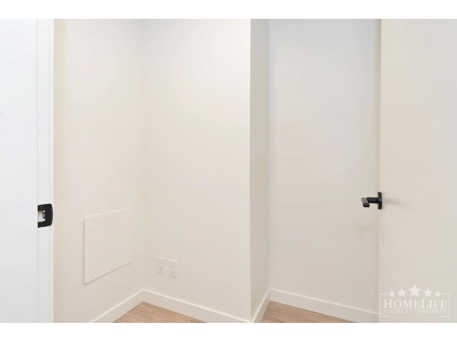 303 10448 University Drive, Surrey, British Columbia  V3T 0S7 - Photo 13 - R3150763