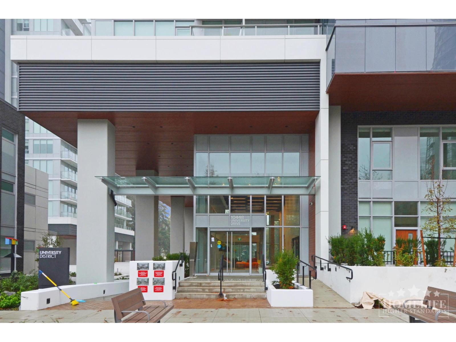 303 10448 University Drive, Surrey, British Columbia  V3T 0S7 - Photo 2 - R3150763