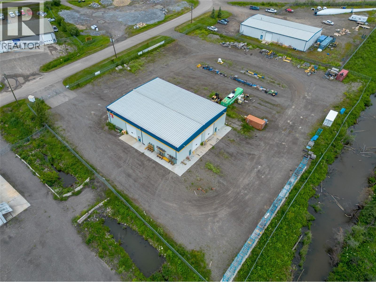 4505 & 4509 45th Avenue, Chetwynd, British Columbia  V0C 1J0 - Photo 9 - 10396150