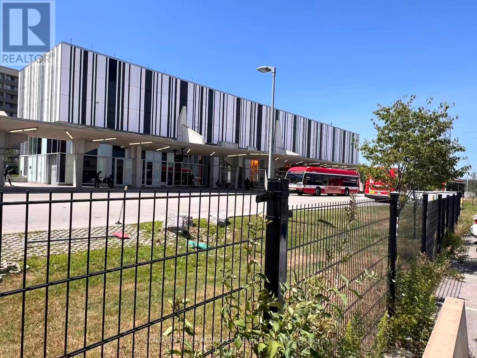 31& 32 - 1300 Finch Avenue W, Toronto, Ontario  M3J 3K2 - Photo 16 - W13614848