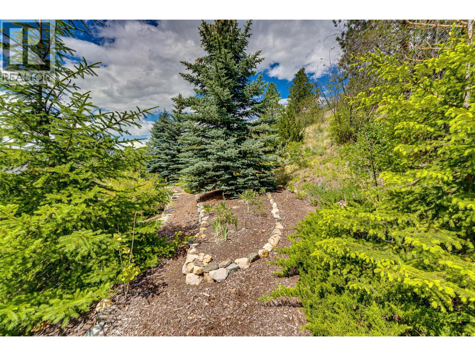677 Cypress Drive, Vernon, British Columbia  V1B 3Y5 - Photo 77 - 10391239