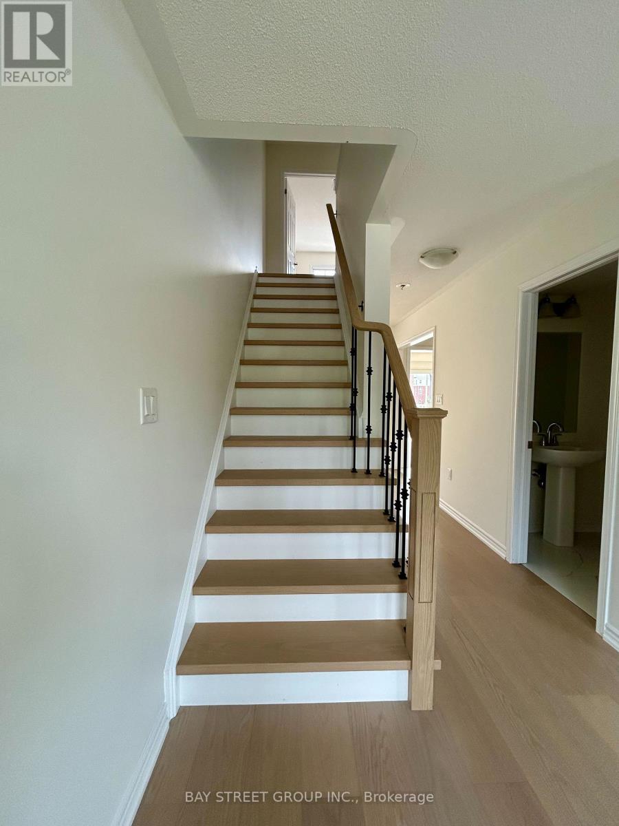 2464 Fall Harvest Crescent, Pickering, Ontario  L1X 0G1 - Photo 12 - E13614896