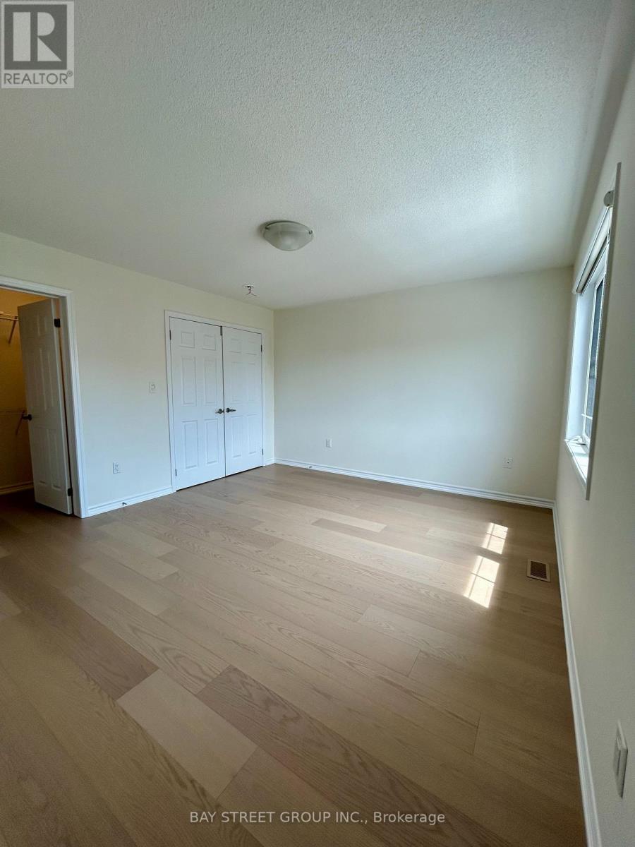 2464 Fall Harvest Crescent, Pickering, Ontario  L1X 0G1 - Photo 13 - E13614896