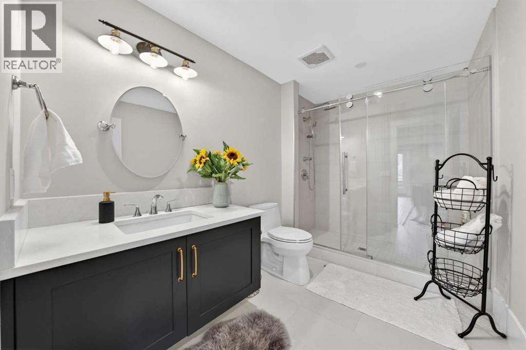 7136 Bow Crescent NW, Calgary, Alberta  T3B 2B9 - Photo 35 - A2313639