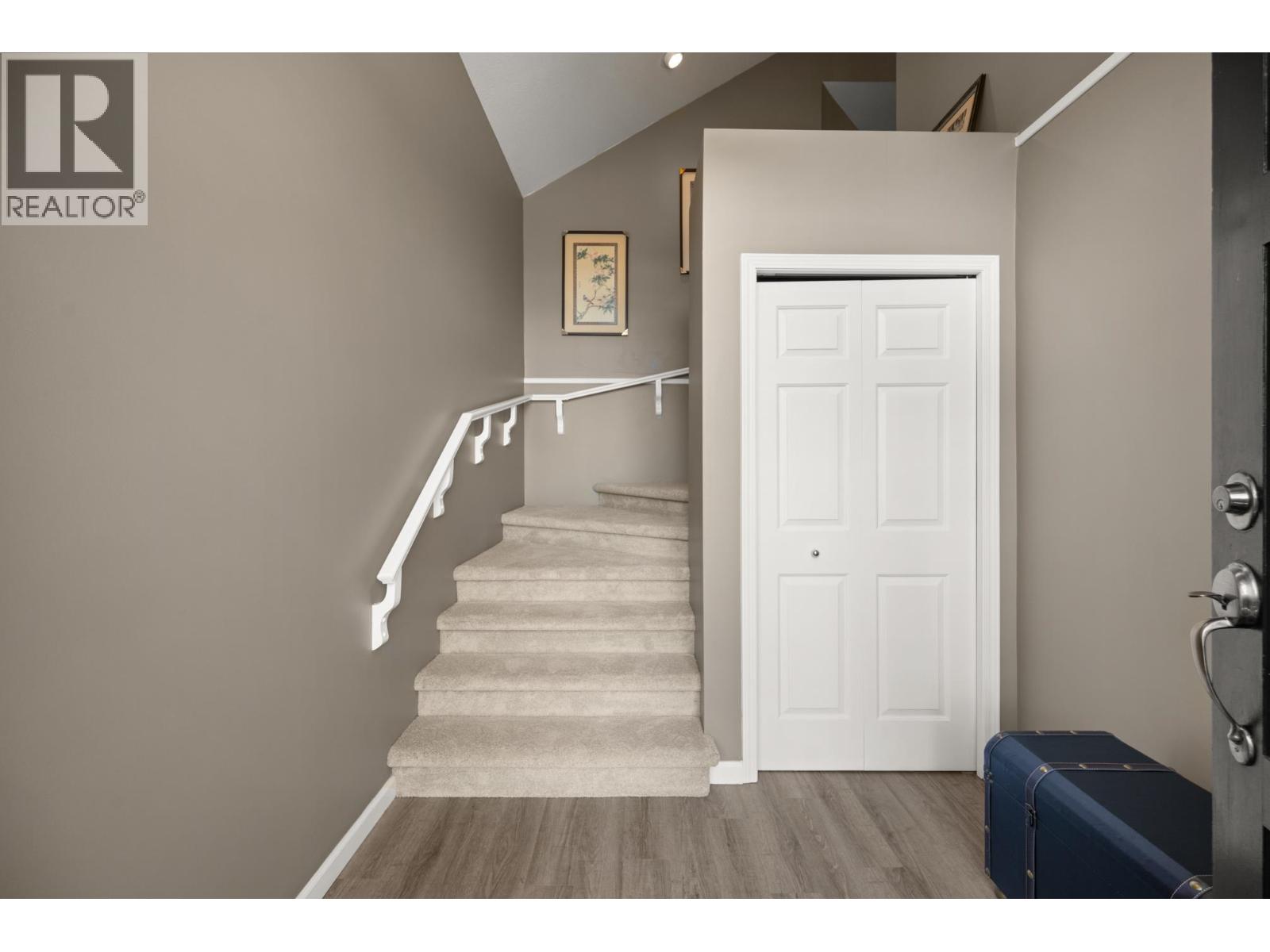 215 Morningside Drive, Tsawwassen, British Columbia  V4L 2M3 - Photo 3 - R3150248