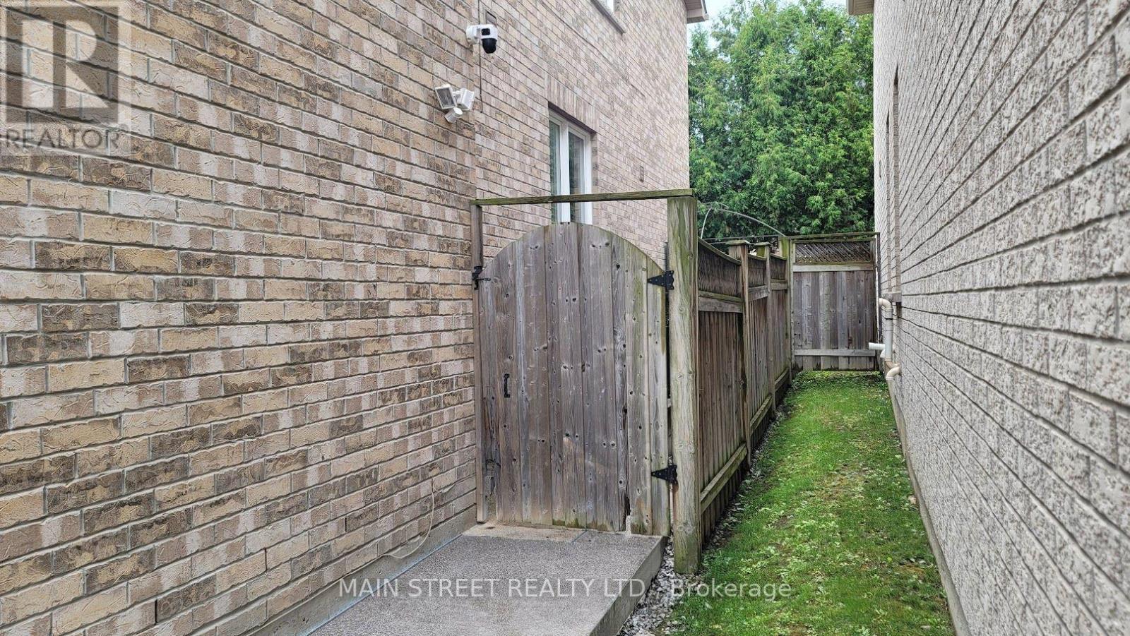 Basement - 10 Usherwood Street, Aurora, Ontario  L4G 7W6 - Photo 14 - N13614922