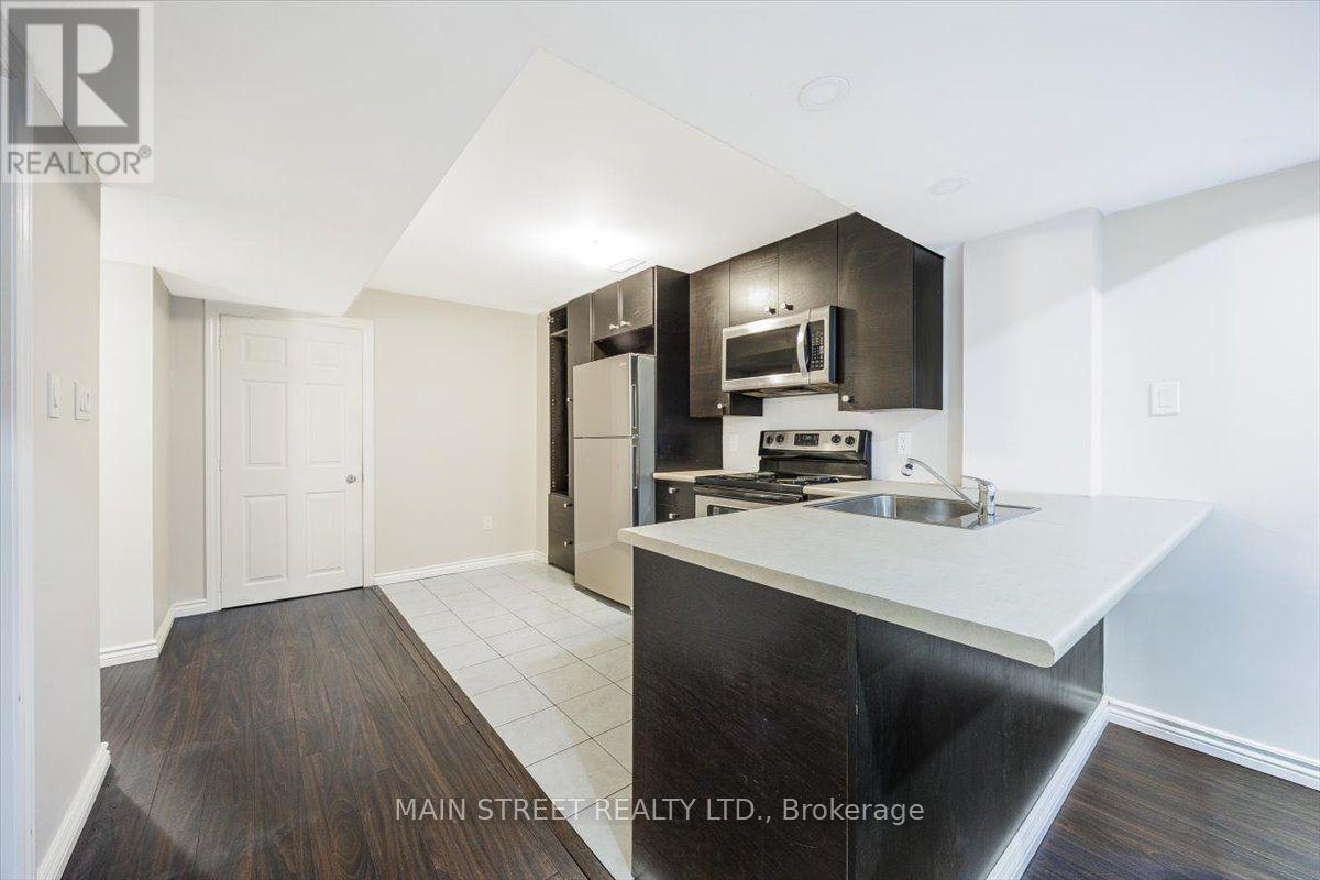 Basement - 10 Usherwood Street, Aurora, Ontario  L4G 7W6 - Photo 8 - N13614922