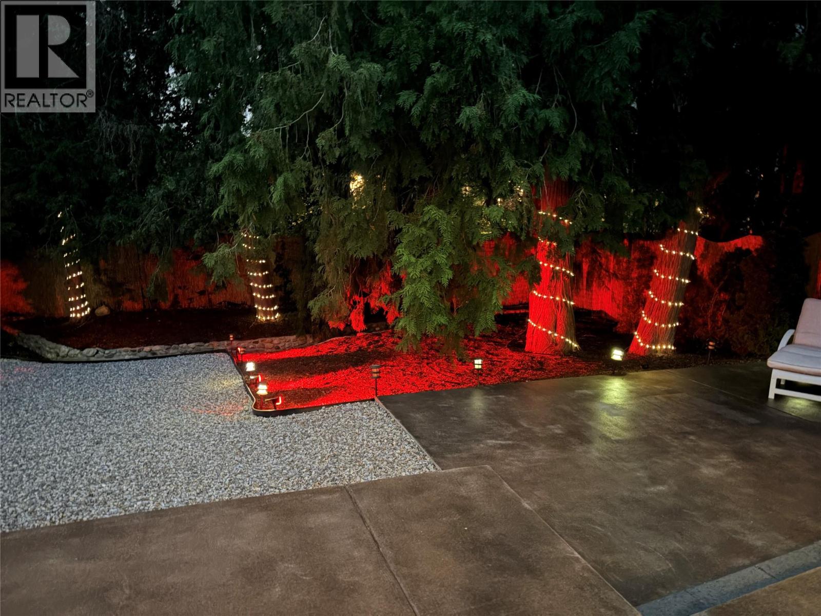842 Raymer Road, Kelowna, British Columbia  V1W 1J8 - Photo 34 - 10394499