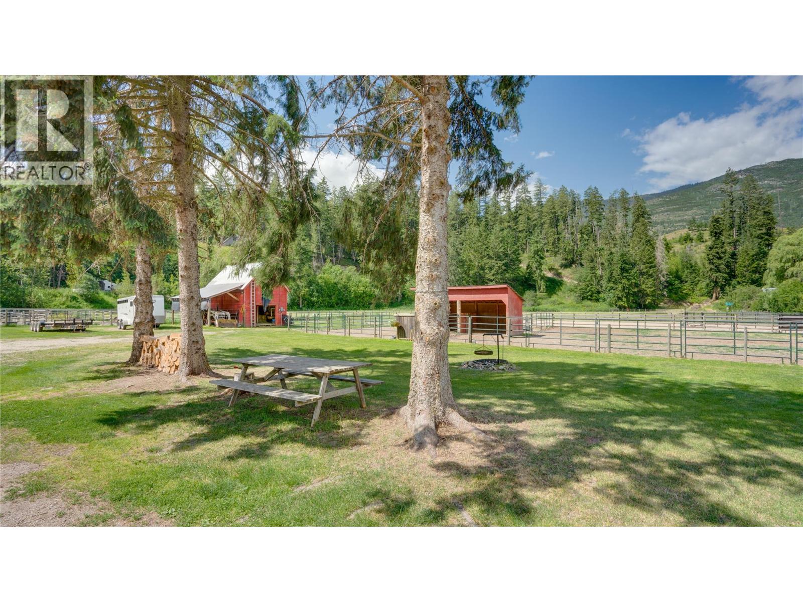 796 Salmon River Road, Salmon Arm, British Columbia  V1E 3E9 - Photo 56 - 10396179