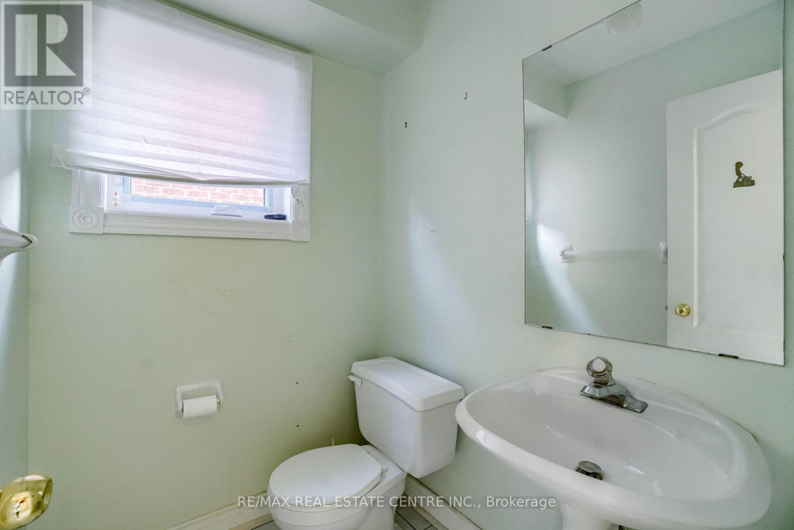 3725 Althorpe Circle N, Mississauga, Ontario  L5N 7G5 - Photo 20 - W13614914