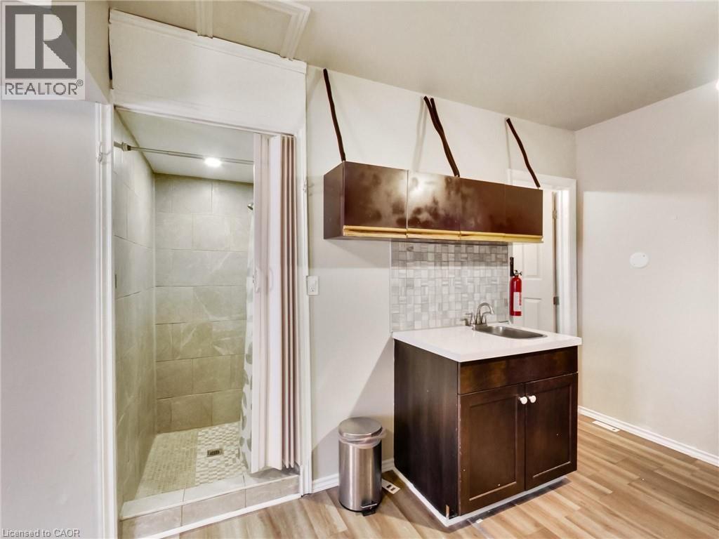 443 Wentworth Street N, Hamilton, Ontario  L8L 5W6 - Photo 23 - 40814102