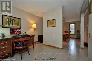 15 Walmer, London North, Ontario  N6G 4H4 - Photo 5 - X13614980