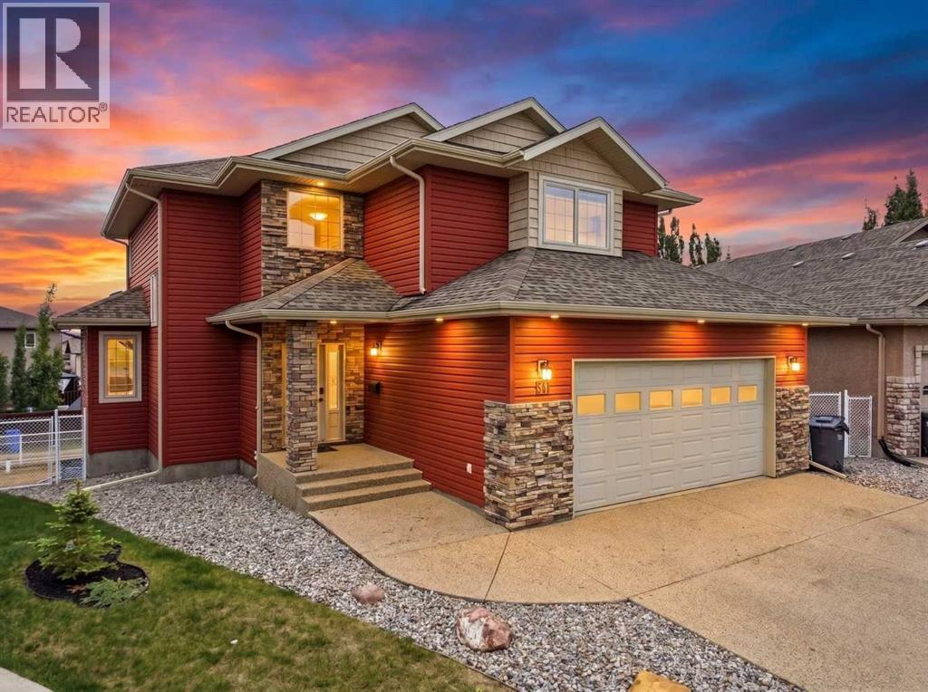 30 Lawson Close, red deer, Alberta