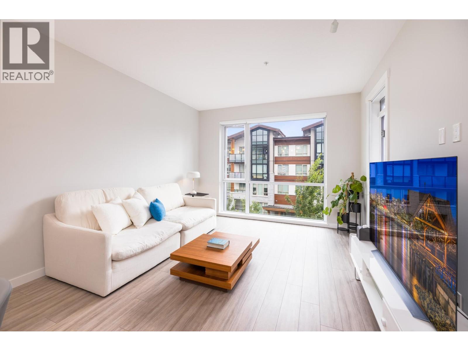302 2651 Library Lane, North Vancouver, British Columbia  V7J 0C1 - Photo 7 - R3150552