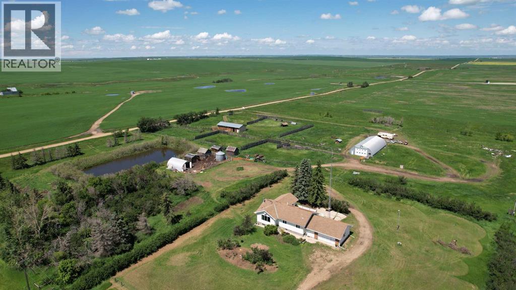 171076 9 Highway, Rural Starland County, Alberta  T0J 0T0 - Photo 1 - A2326770