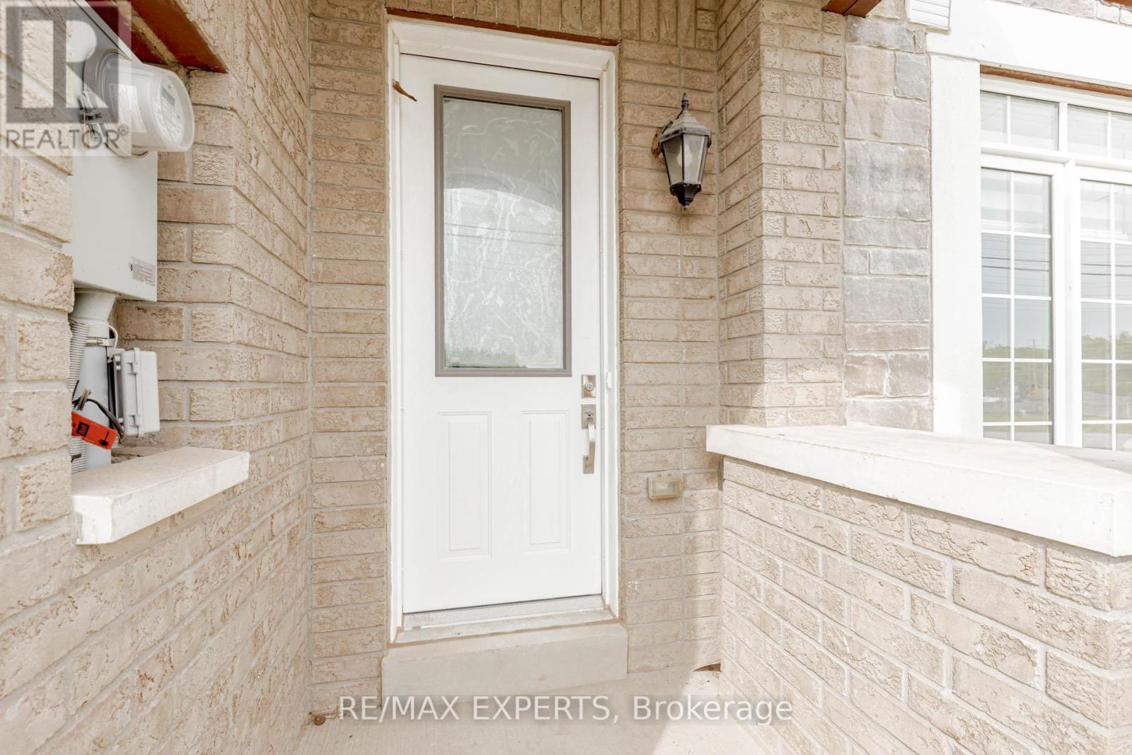 4025 Sixth Line, Oakville, Ontario  L6H 3P8 - Photo 3 - W13614174