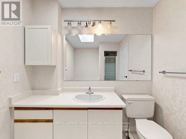 601 Roehampton Avenue, Toronto, Ontario  M4P 1S7 - Photo 11 - C13614940