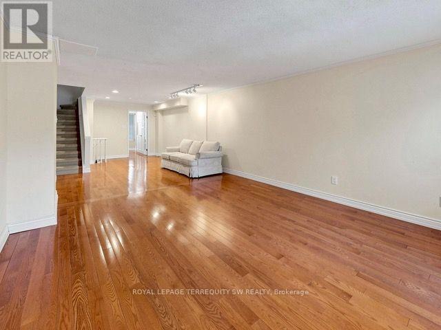 601 Roehampton Avenue, Toronto, Ontario  M4P 1S7 - Photo 6 - C13614940