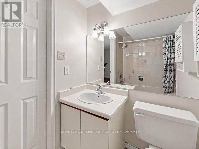 601 Roehampton Avenue, Toronto, Ontario  M4P 1S7 - Photo 8 - C13614940