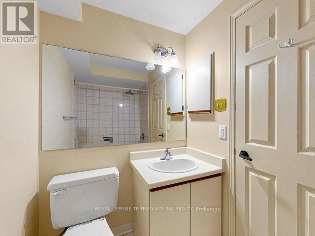 601 Roehampton Avenue, Toronto, Ontario  M4P 1S7 - Photo 9 - C13614940