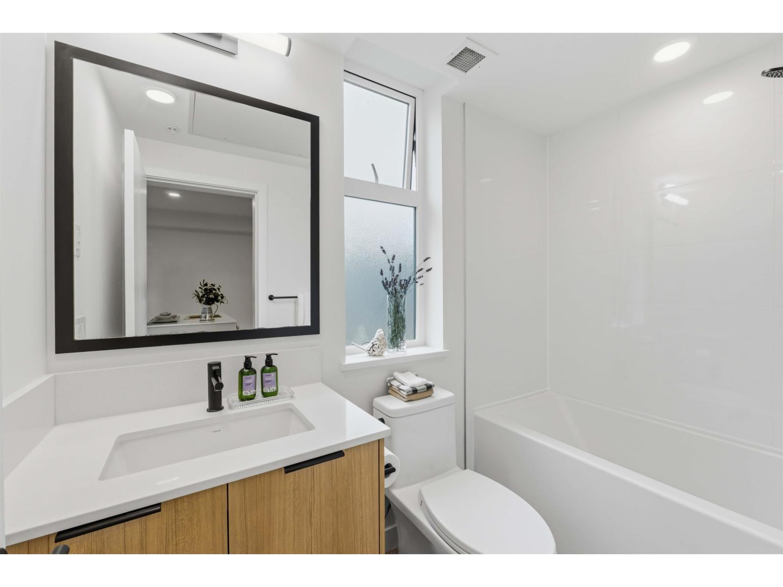 403 13439 94a Avenue, Surrey, British Columbia  V3V 0G9 - Photo 18 - R3149966