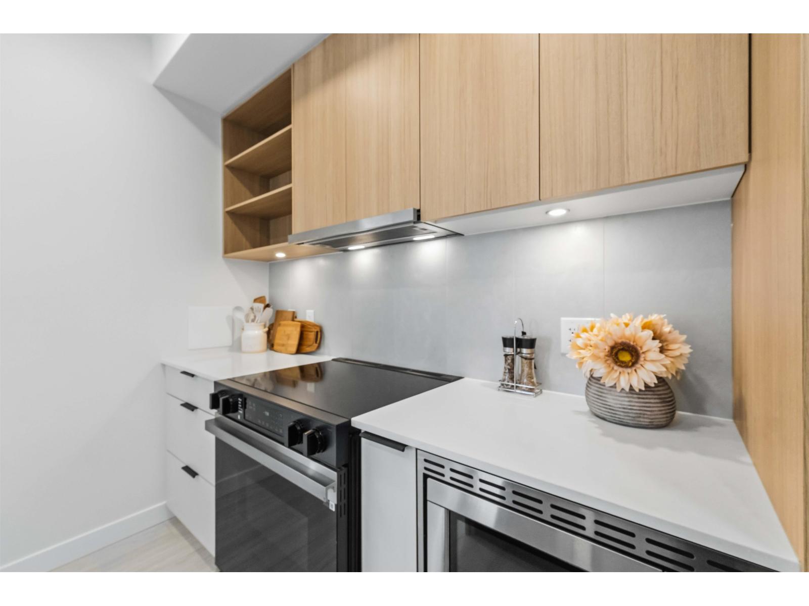 403 13439 94a Avenue, Surrey, British Columbia  V3V 0G9 - Photo 12 - R3149966