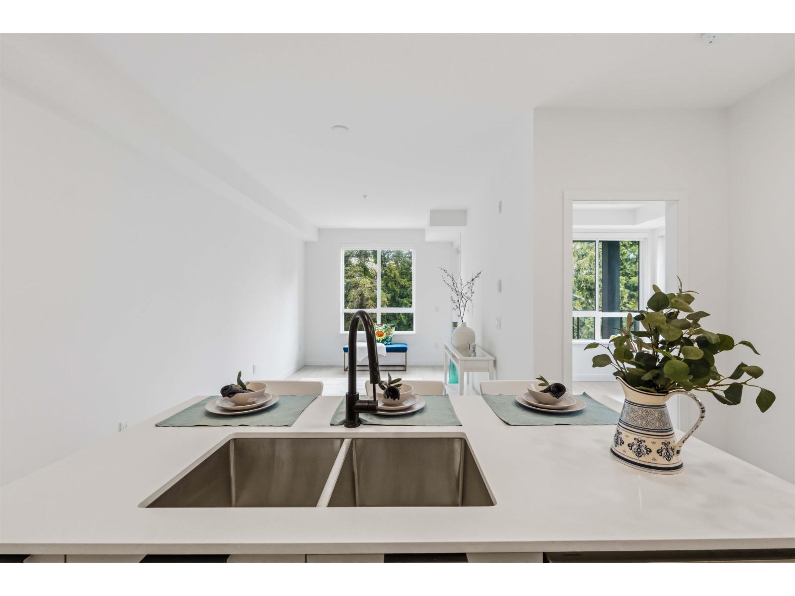 403 13439 94a Avenue, Surrey, British Columbia  V3V 0G9 - Photo 13 - R3149966