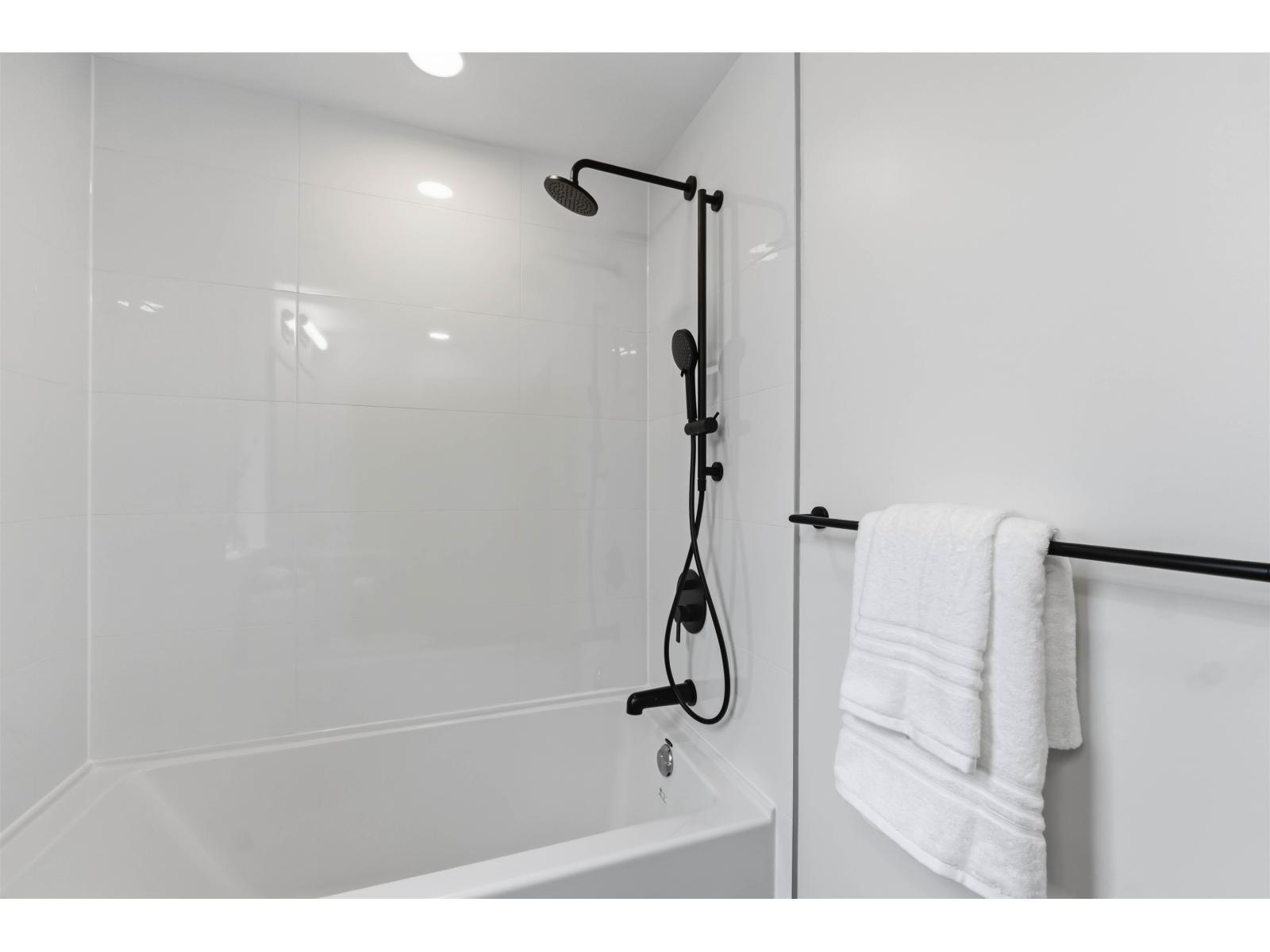 403 13439 94a Avenue, Surrey, British Columbia  V3V 0G9 - Photo 19 - R3149966