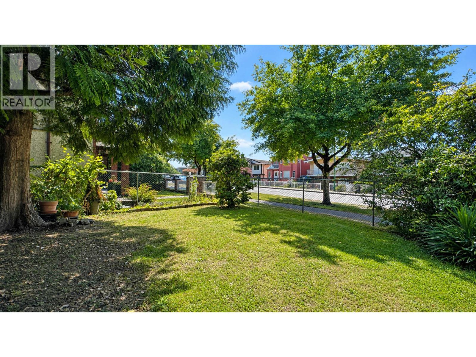 750 Beta Avenue, Burnaby, British Columbia  V5C 5M5 - Photo 33 - R3150643