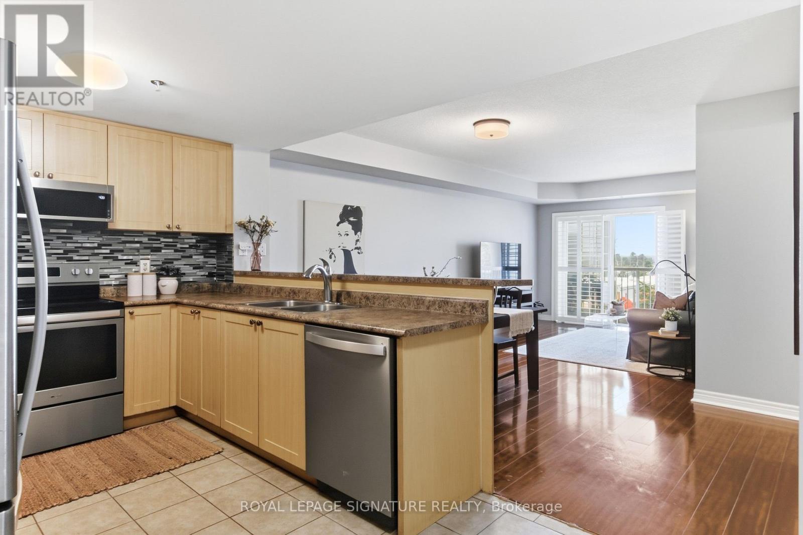 407 - 7428 Markham Road, Markham, Ontario  L3S 4V6 - Photo 4 - N13614992