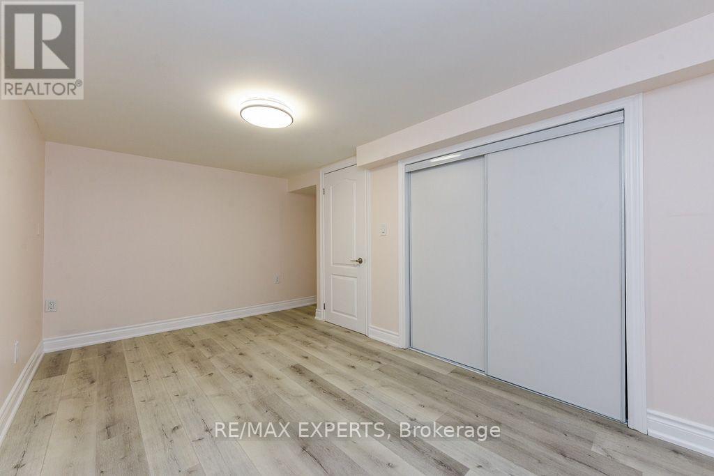 22 Rubydale Gardens, Toronto, Ontario  M9L 1B9 - Photo 10 - W13614938