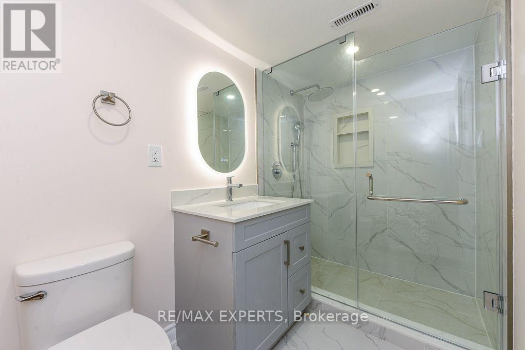 22 Rubydale Gardens, Toronto, Ontario  M9L 1B9 - Photo 12 - W13614938