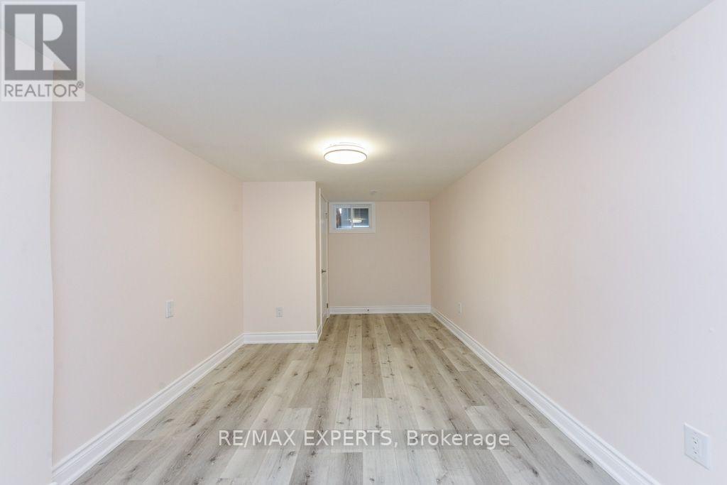 22 Rubydale Gardens, Toronto, Ontario  M9L 1B9 - Photo 14 - W13614938