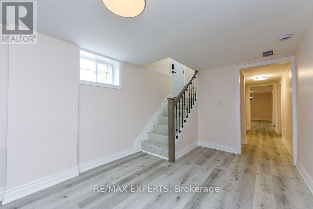 22 Rubydale Gardens, Toronto, Ontario  M9L 1B9 - Photo 2 - W13614938