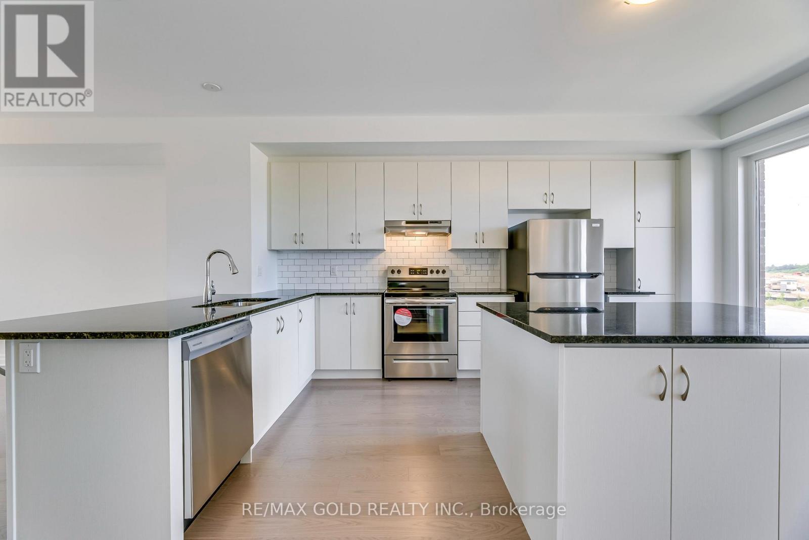 3018 John Mckay Boulevard S, Oakville, Ontario  L6H 3Z9 - Photo 10 - W13615020