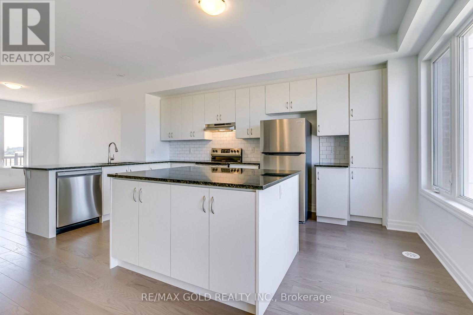 3018 John Mckay Boulevard S, Oakville, Ontario  L6H 3Z9 - Photo 11 - W13615020