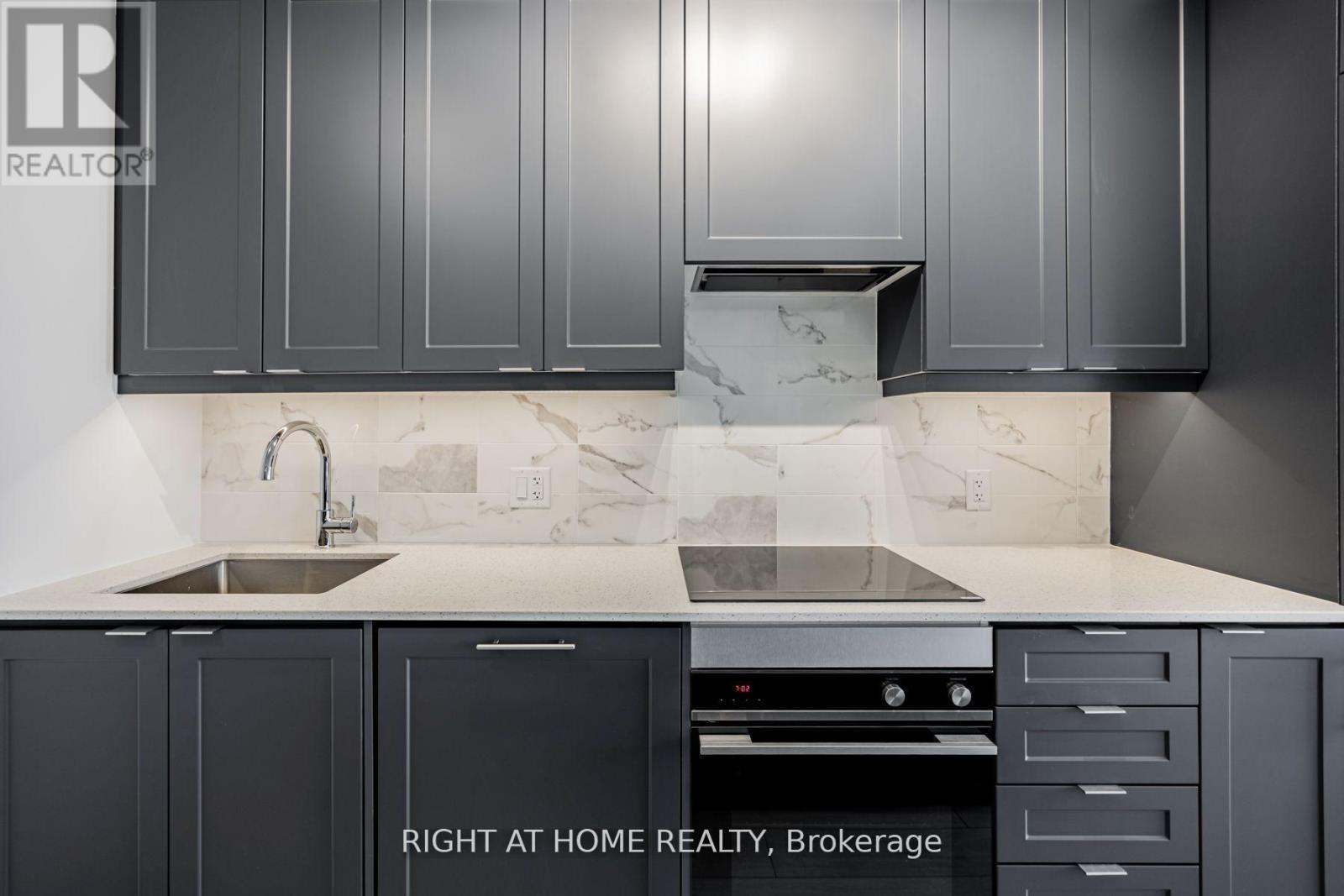 1103 - 30 Elm Drive W, Mississauga, Ontario  L5B 0N6 - Photo 6 - W13615026