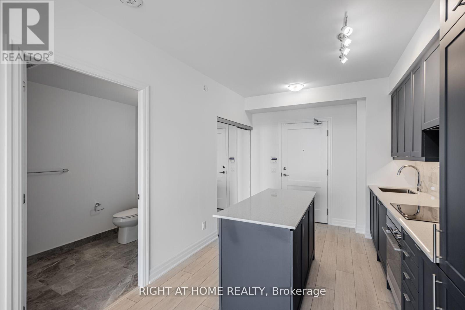 1103 - 30 Elm Drive W, Mississauga, Ontario  L5B 0N6 - Photo 9 - W13615026