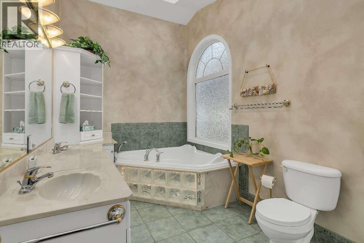 1980 Ethel Street, Kelowna, British Columbia  V1Y 2Z5 - Photo 18 - 10383061