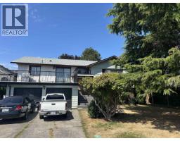 8371 LUNEN ROAD, Richmond, British Columbia